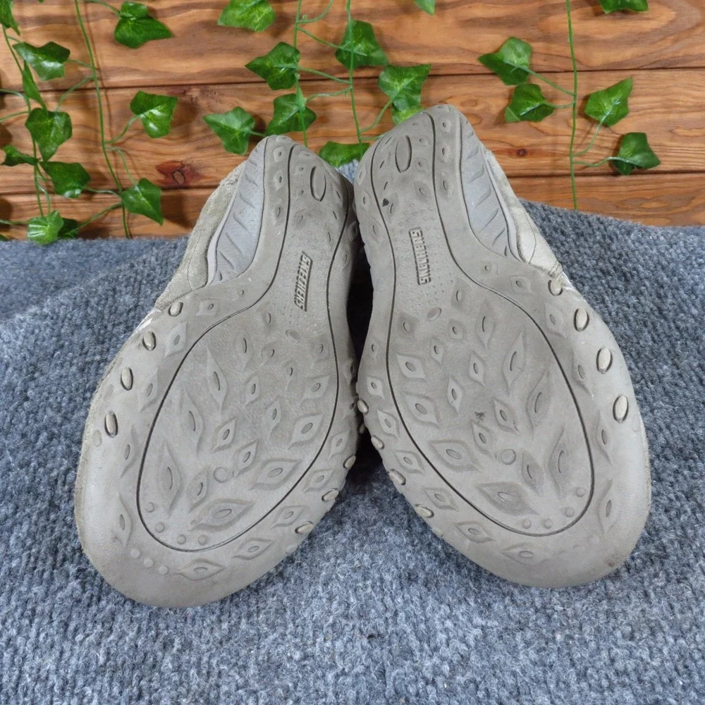 Skechers relaxed fit